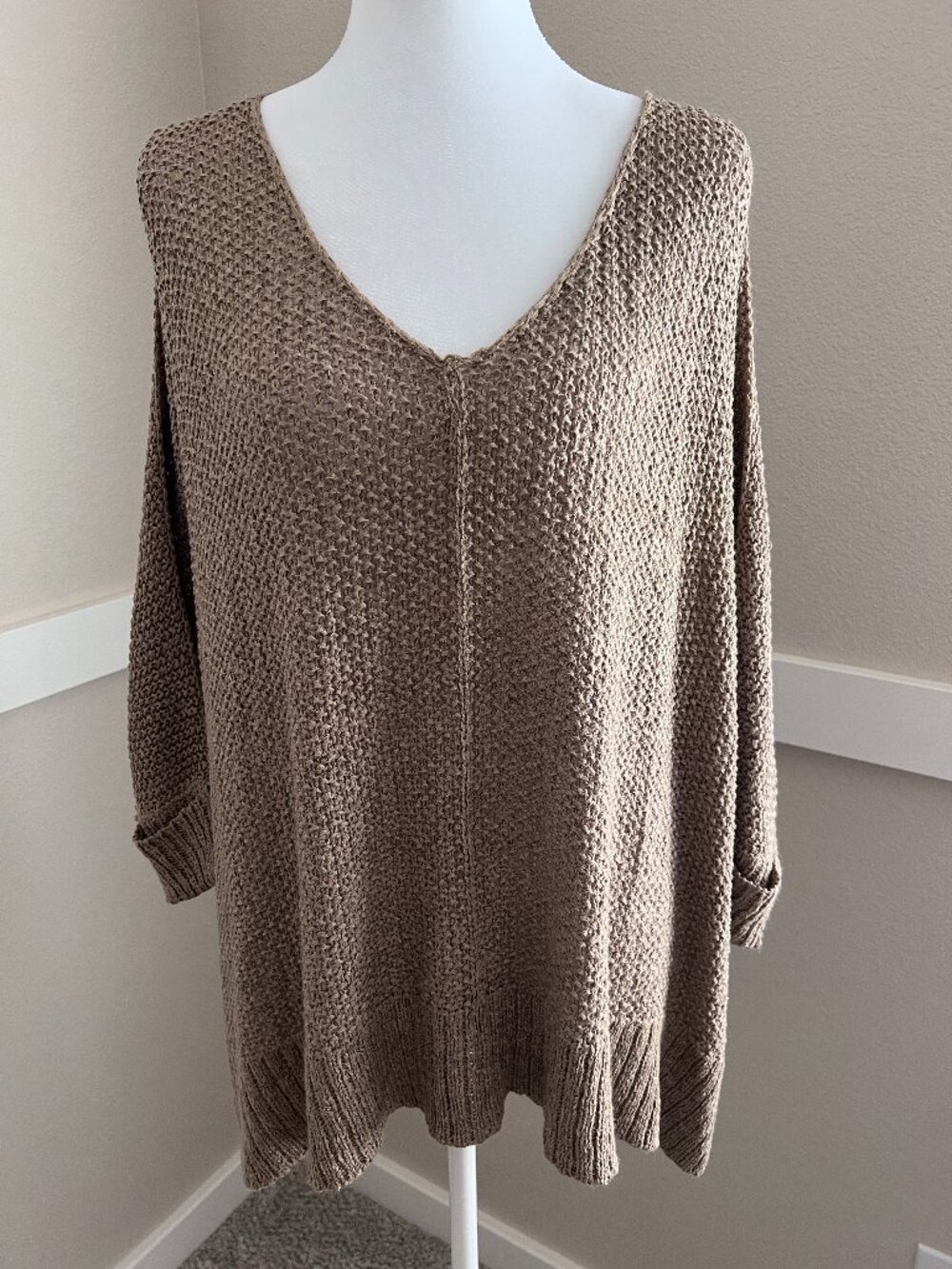 In Loom Slouchy Open Knit V-Neck Sweater - M/L